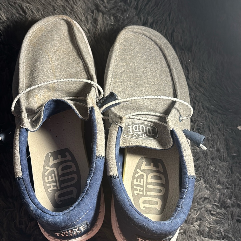 hey dudes size 8